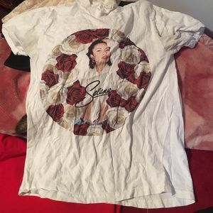 SELENA COMO LA FLOR BAND TEE